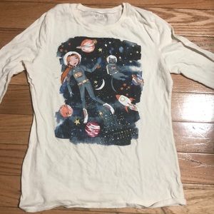 A long sleeve shirt.